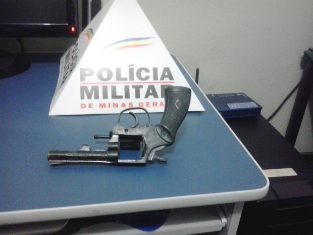 arma apreendiapa pela policia de congonhal